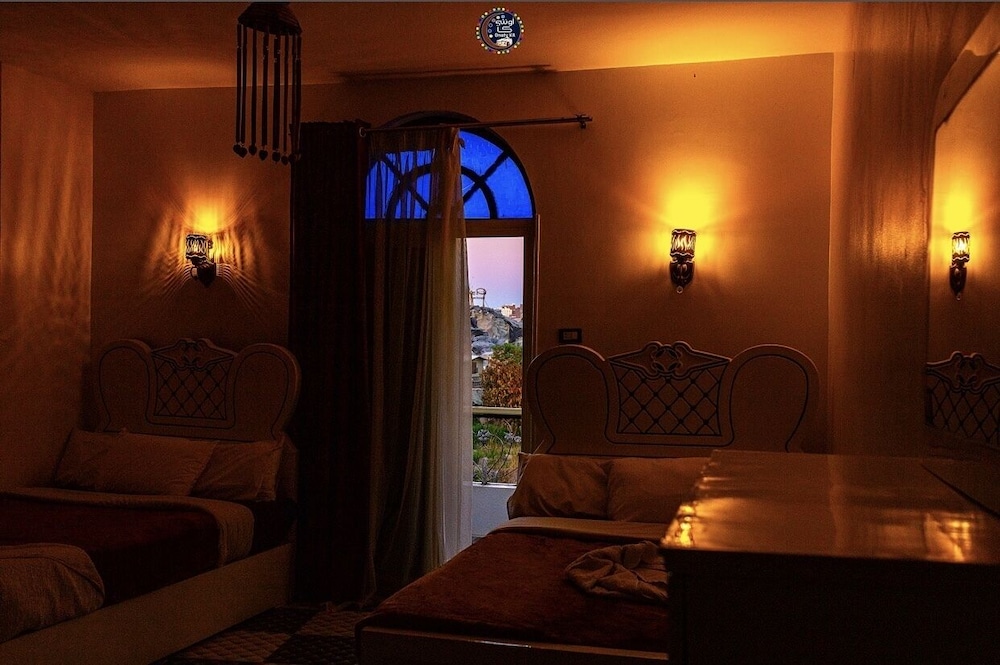 Double Room, River View - Photo 4