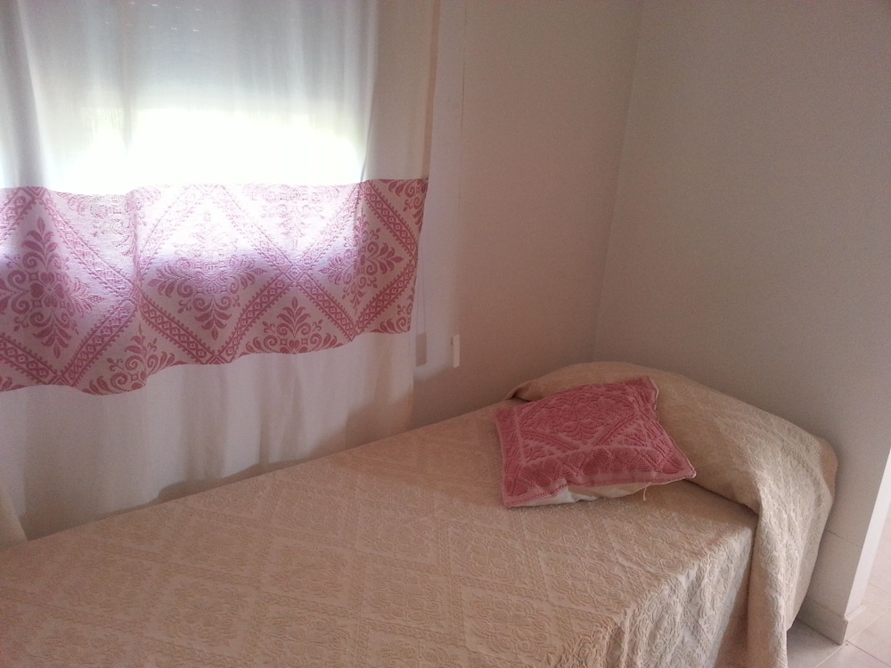 Basic Single Room