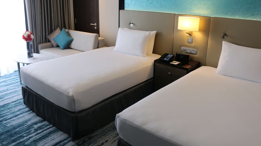 Superior Room, Pool View including complimentary access to Cobra Water Slide photo 3