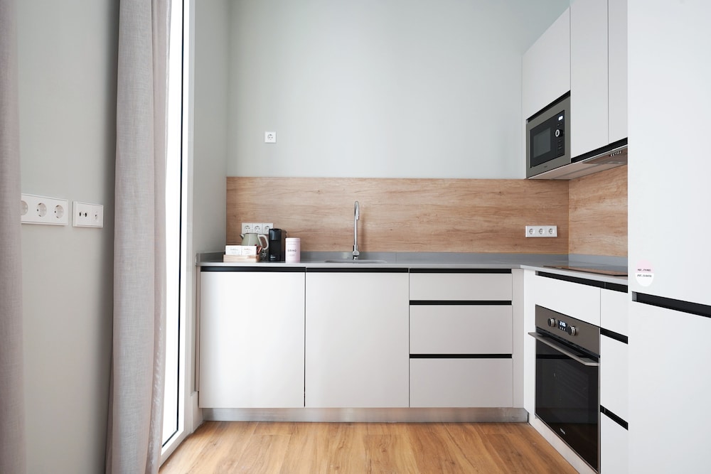 3 Bedroom Apartment with Terrace - Duplex - Photo 9