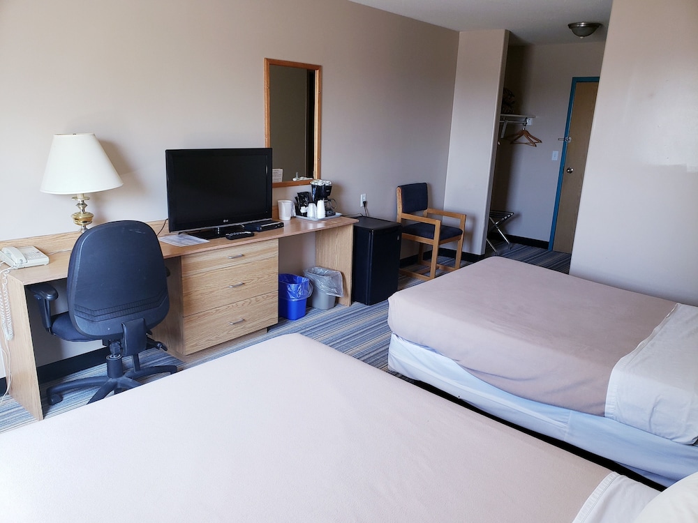 Standard Room, 2 Double Beds photo 2
