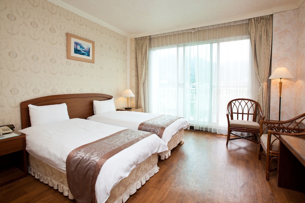 Double Room, Lake View photo 1