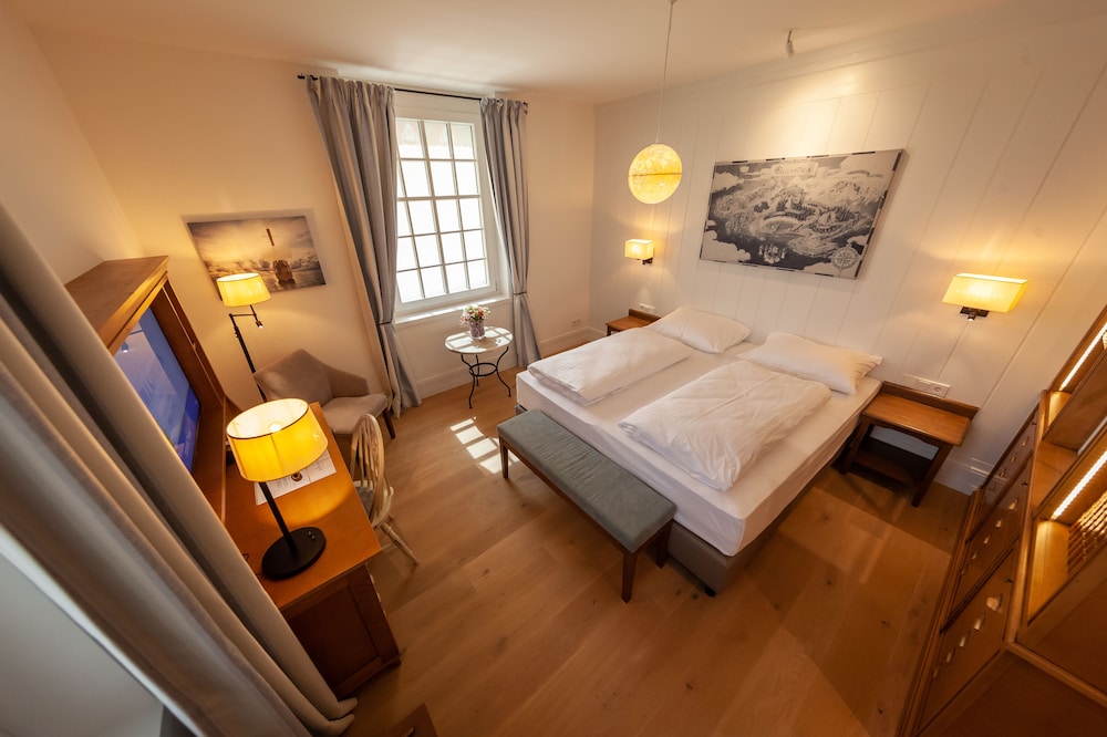 Hotel Room A