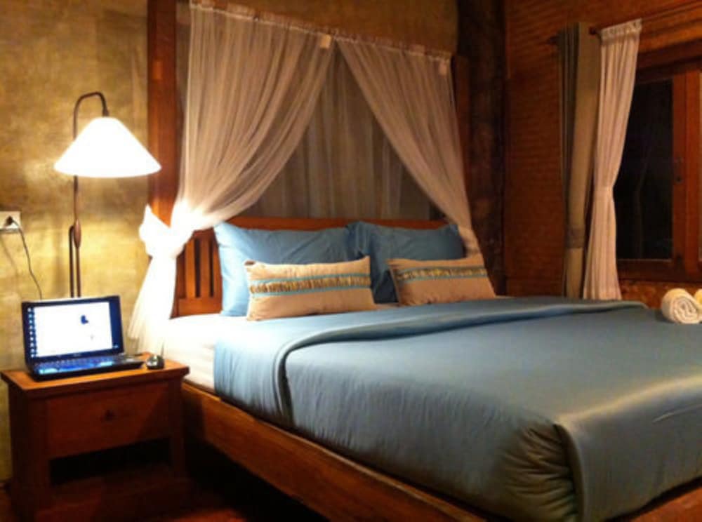 Deluxe Villa with Air ( Chom Dao House ) photo 2