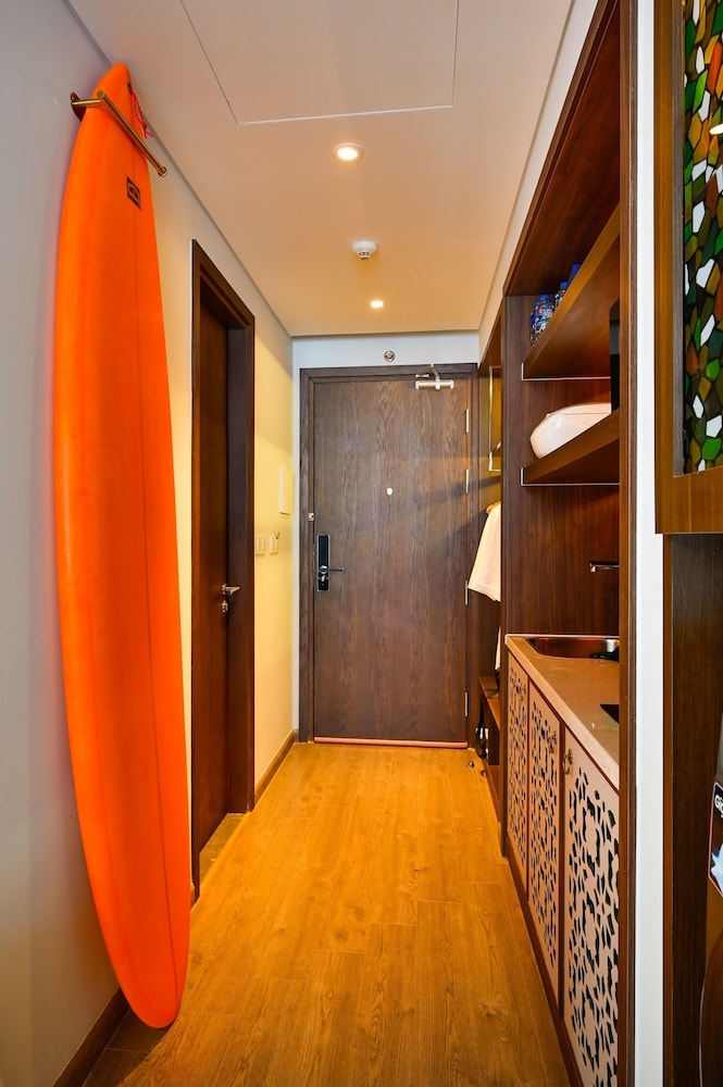 Family Studio Suite, 1 Bedroom, Resort View, Sea Facing photo 3