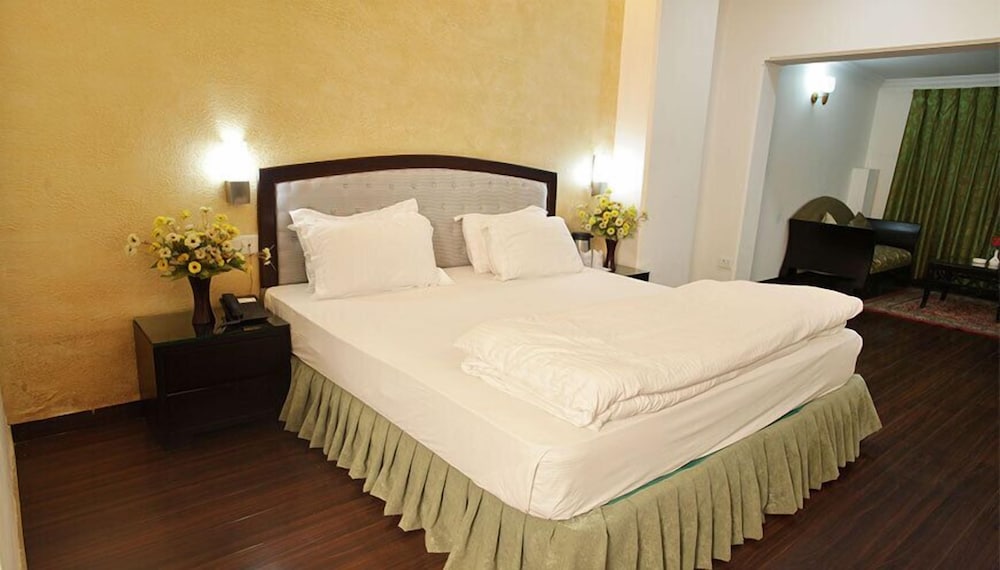 Super Deluxe Room