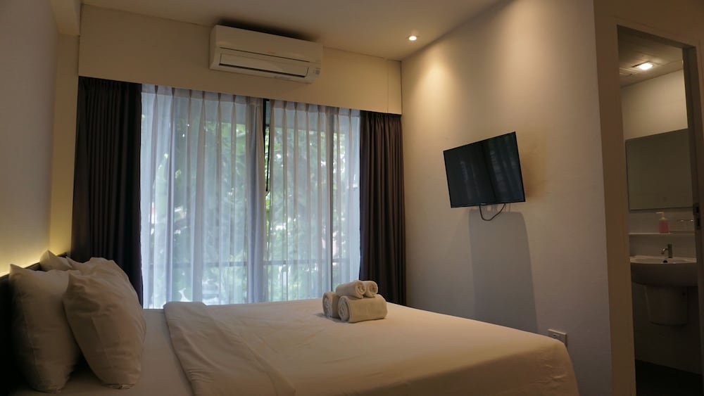 Standard Double Room, Balcony, City View