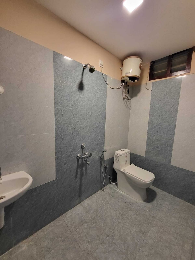 Standard Room photo 2