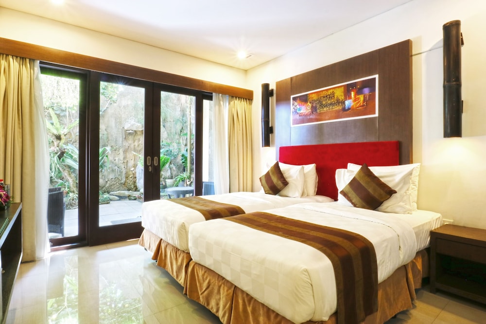 Deluxe Studio, Connecting Rooms