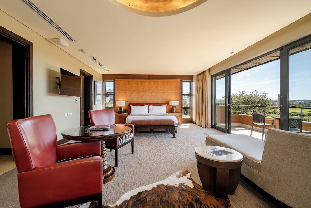 Sky Extra Large Suite - Photo 10