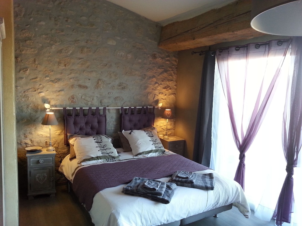Double Room, Ensuite (Amandier) photo 1