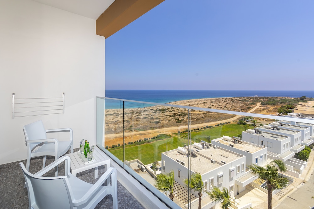 Room, Sea View - Photo 5