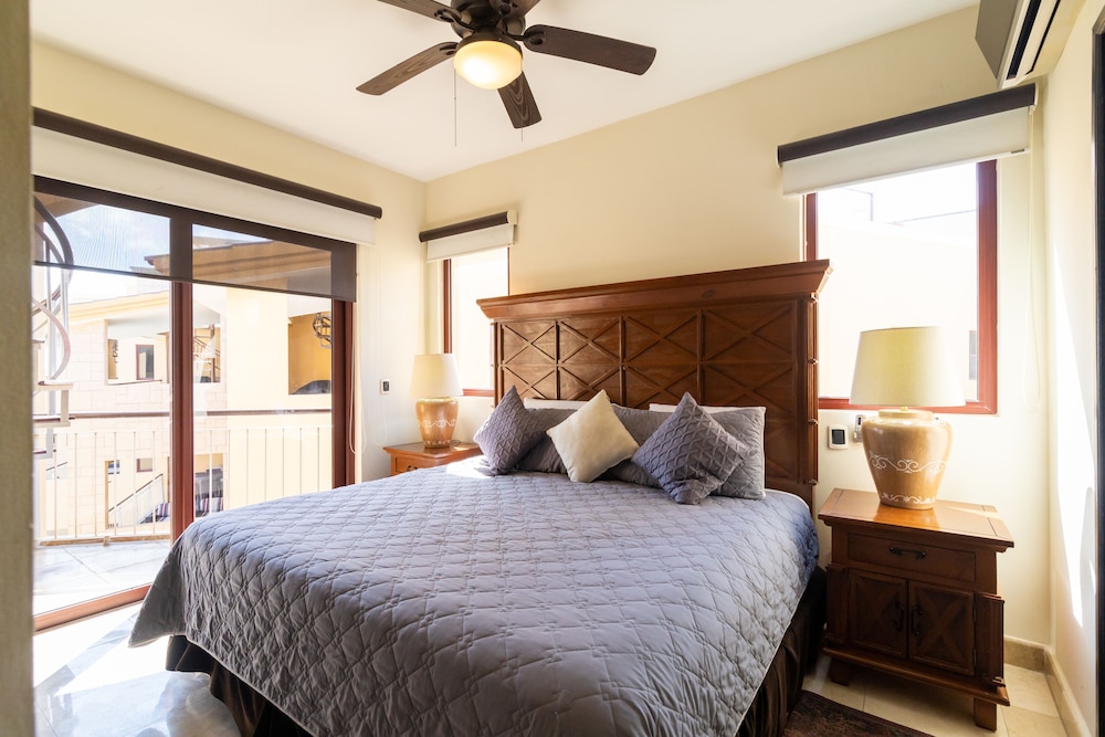 Deluxe Penthouse, 2 Bedrooms, Private Pool, Ocean View