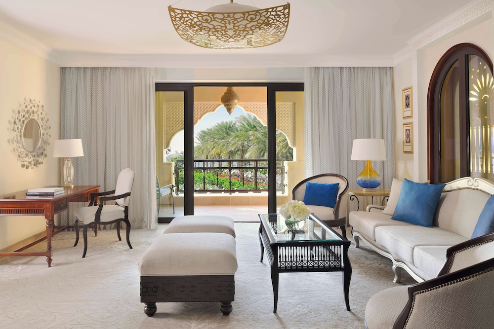 Residence Executive Suite (adults Only) - Drift Beach Club Access,  Host Service , Afternoon Tea