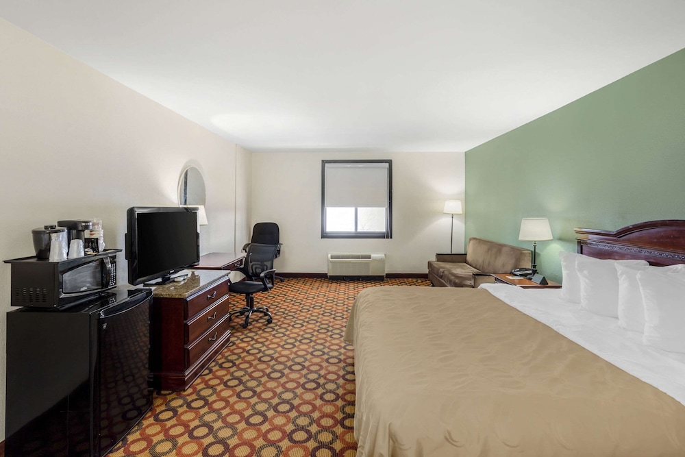 Room, 1 King Bed, Accessible, Non Smoking photo 2