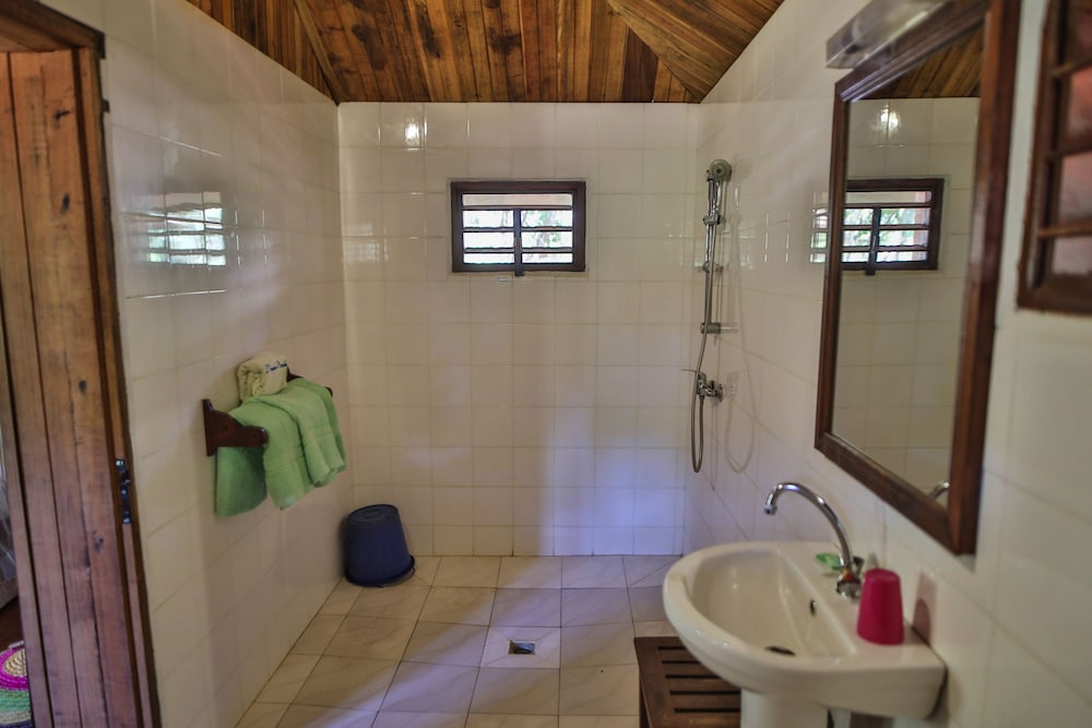 Comfort Bungalow, 2 Twin Beds, Non Smoking, Garden View photo 3