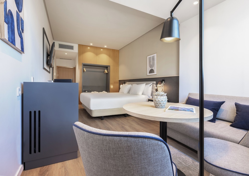 Junior Suite (Room) - Photo 1