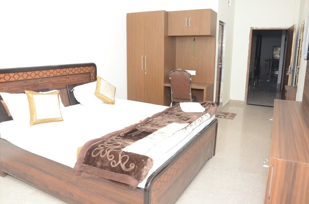 Luxury Room