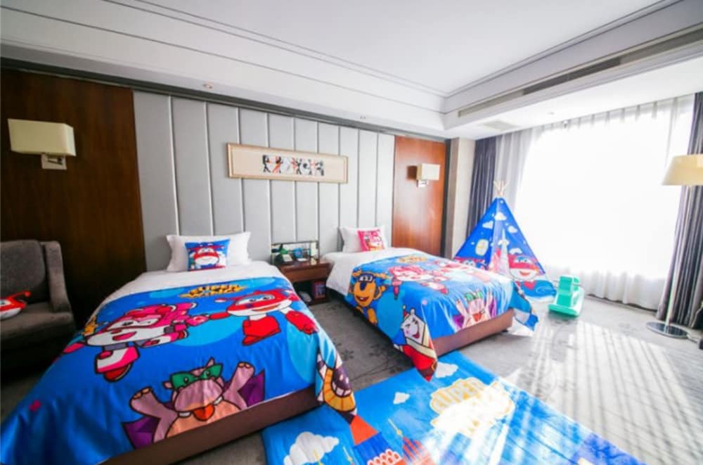 Superior Family Room,Twin Beds