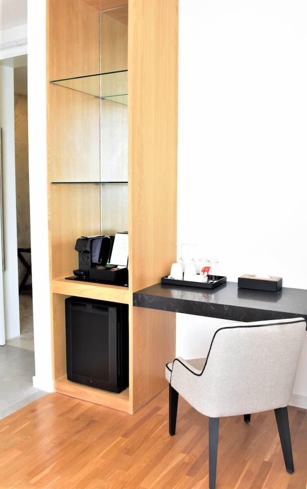 Junior Suites - Photo 3