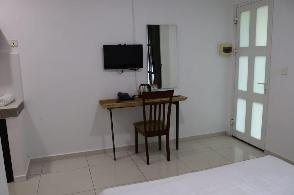 Standard Double Room - Photo 4