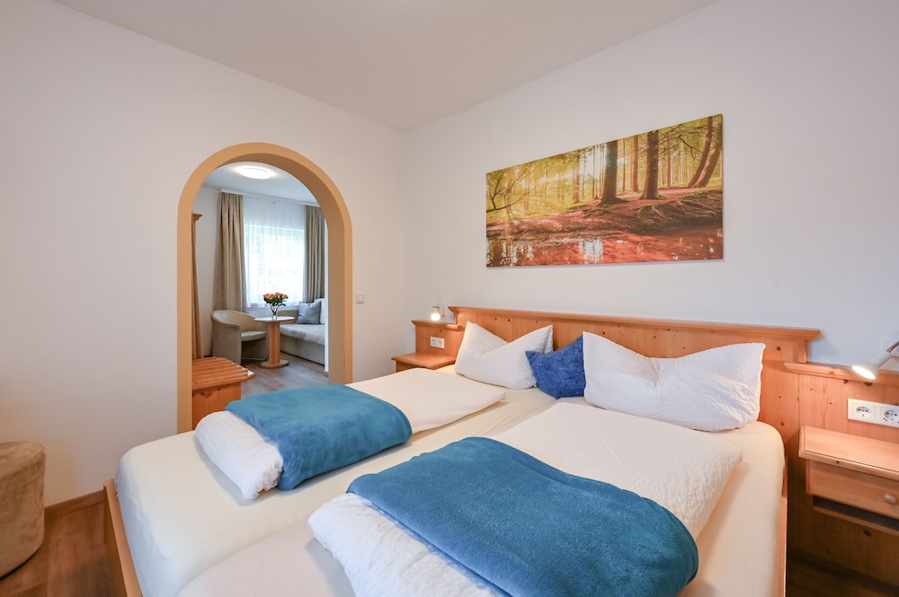 Double Room, Balcony - Photo 10