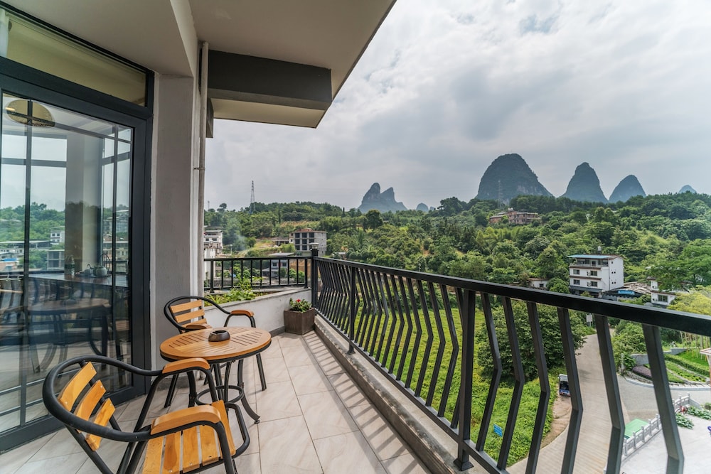 Reopening Promotion - Signature Suite photo 3