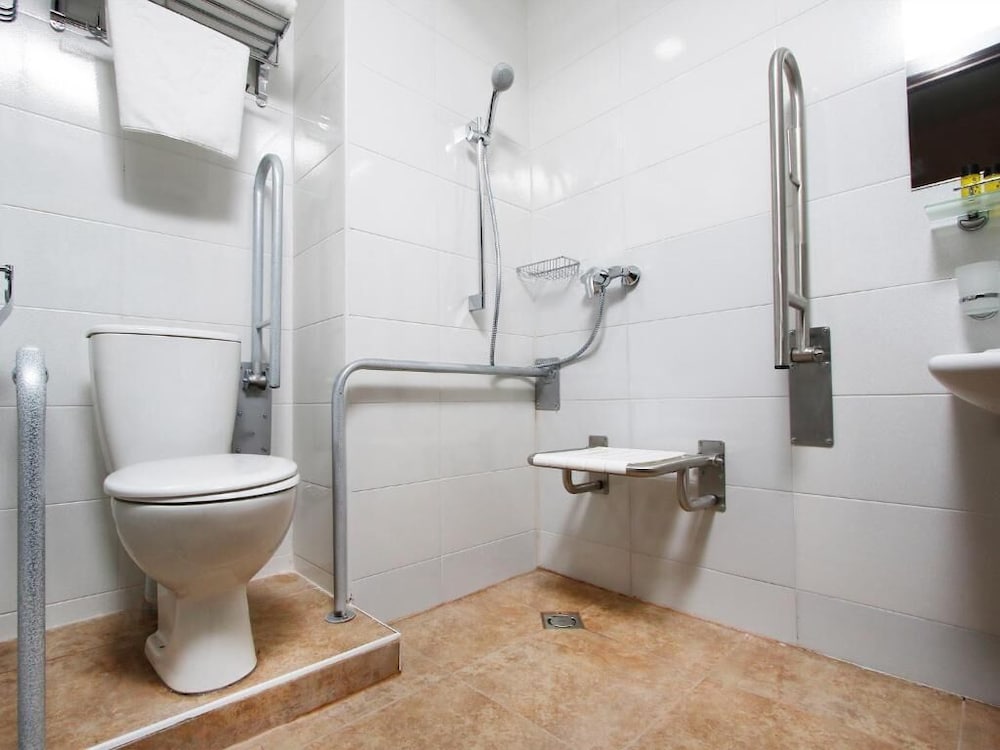 Disability Access Room photo 2