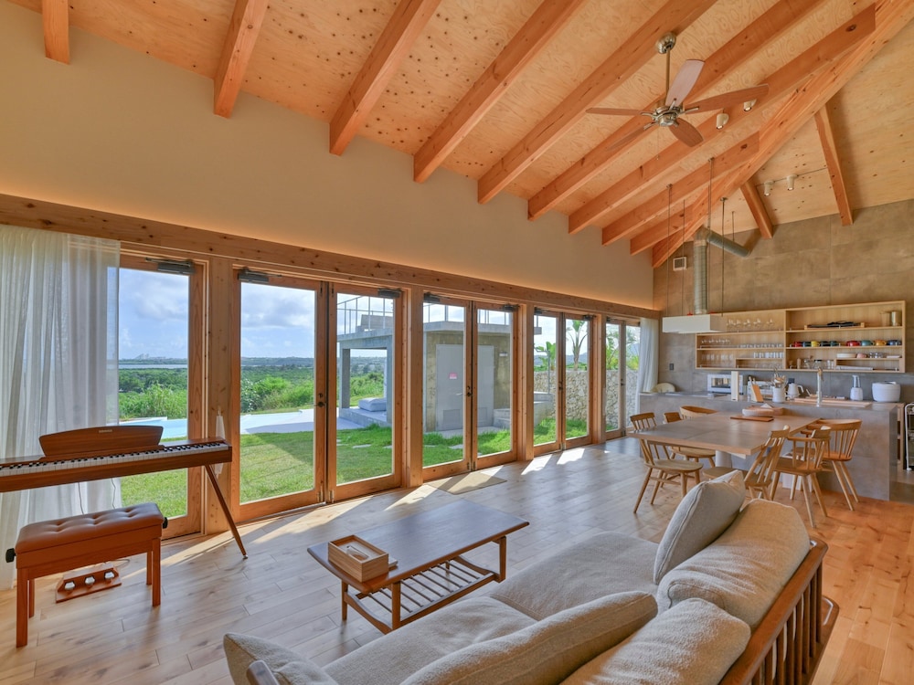 Luxury Villa, Balcony, Ocean View photo 1