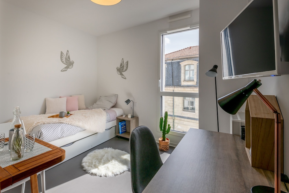 Super Economy Studio (Single Bed)