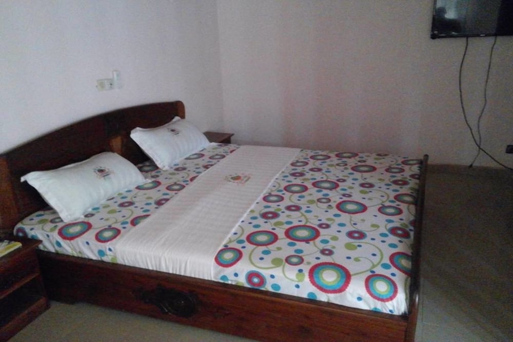 Superior Room, 1 King Bed photo 3