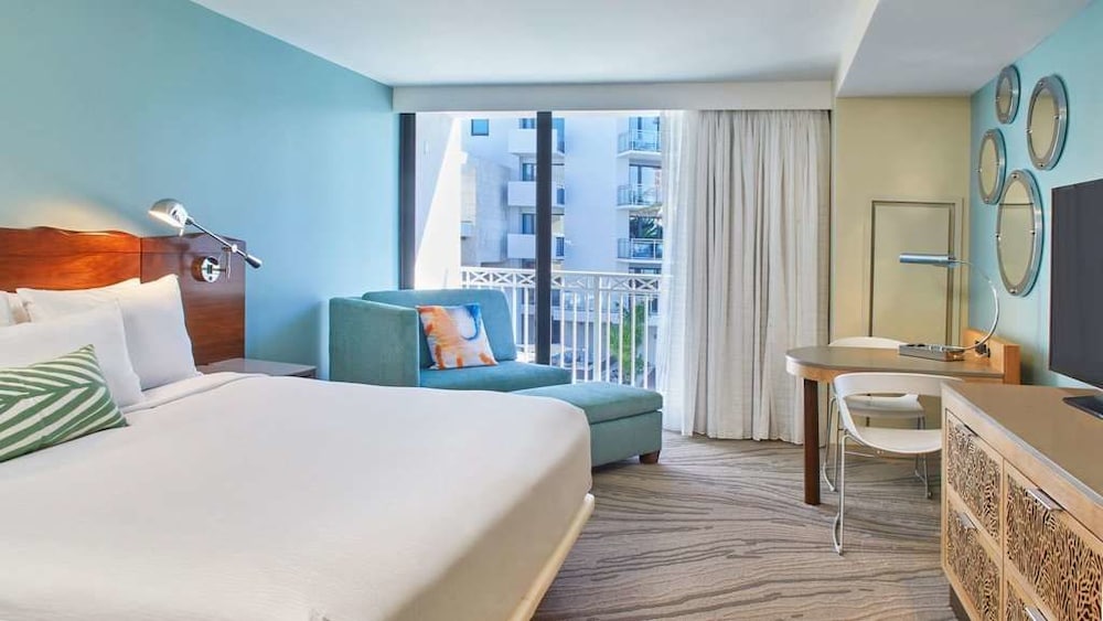 Premium Room, Pool View