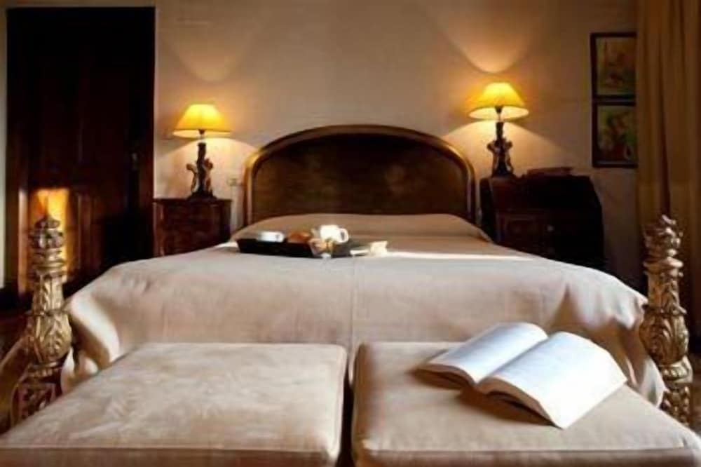 Double or Twin Room, River View