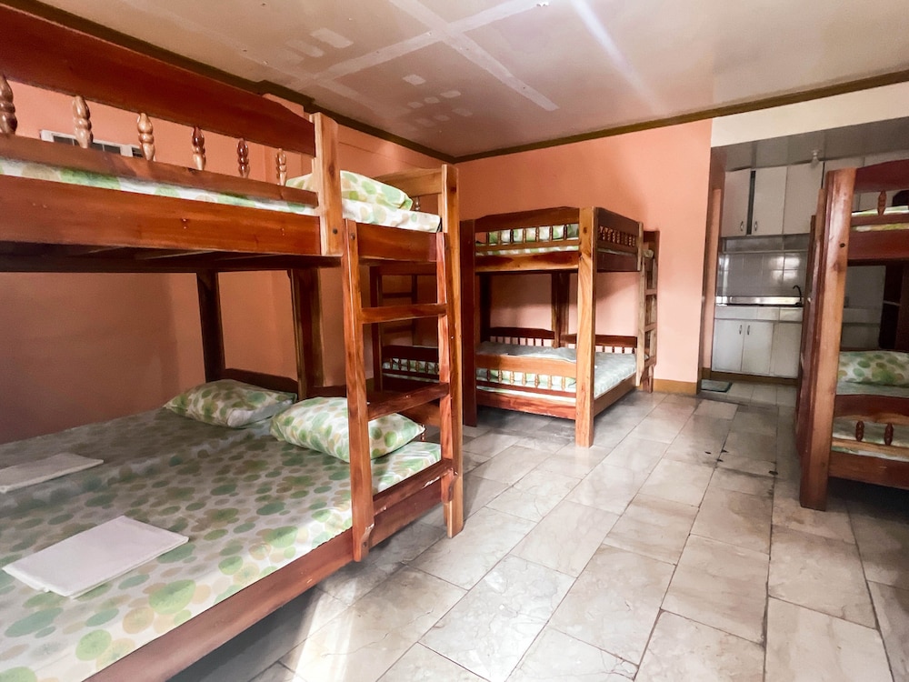 Villa - Photo 1
