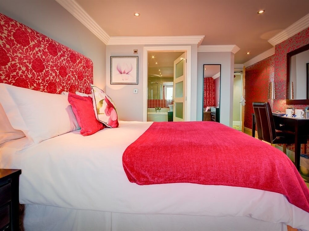 Double Room, Ensuite, Sea View photo 2