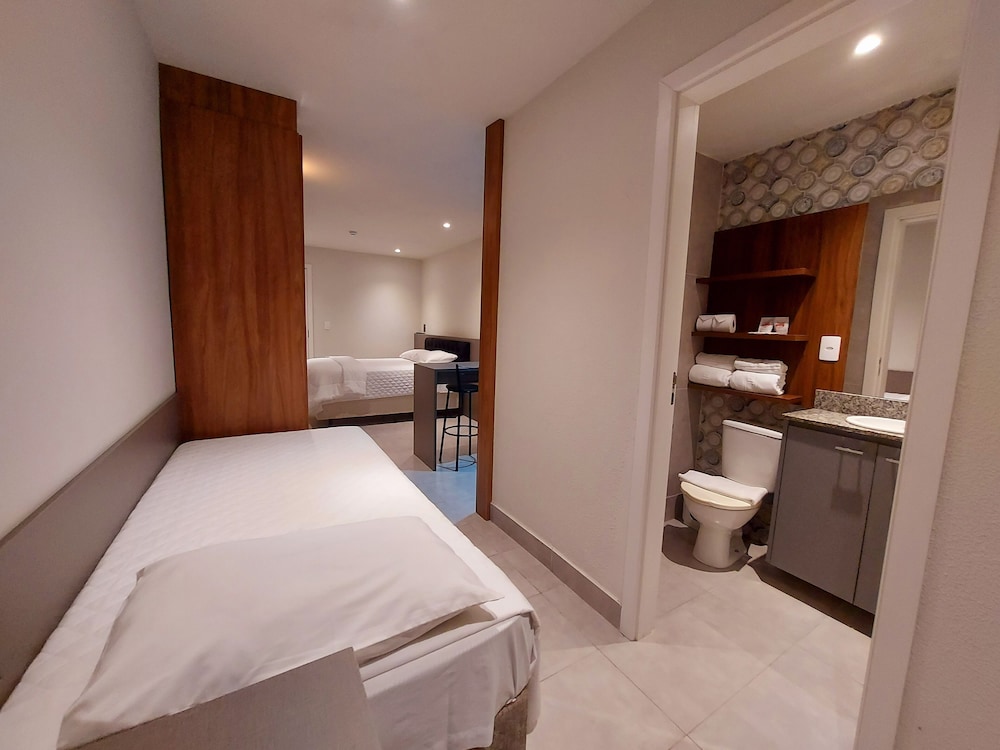 Superior Triple Room, Pool View - Photo 1