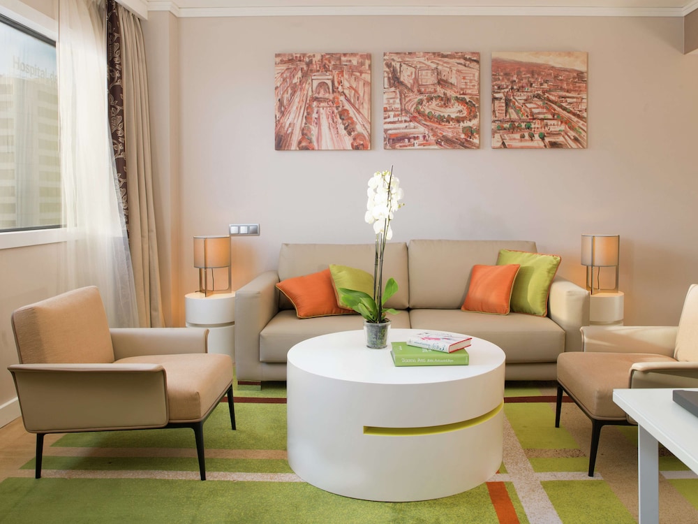 Suite, 1 King Bed with Sofa bed (Master)