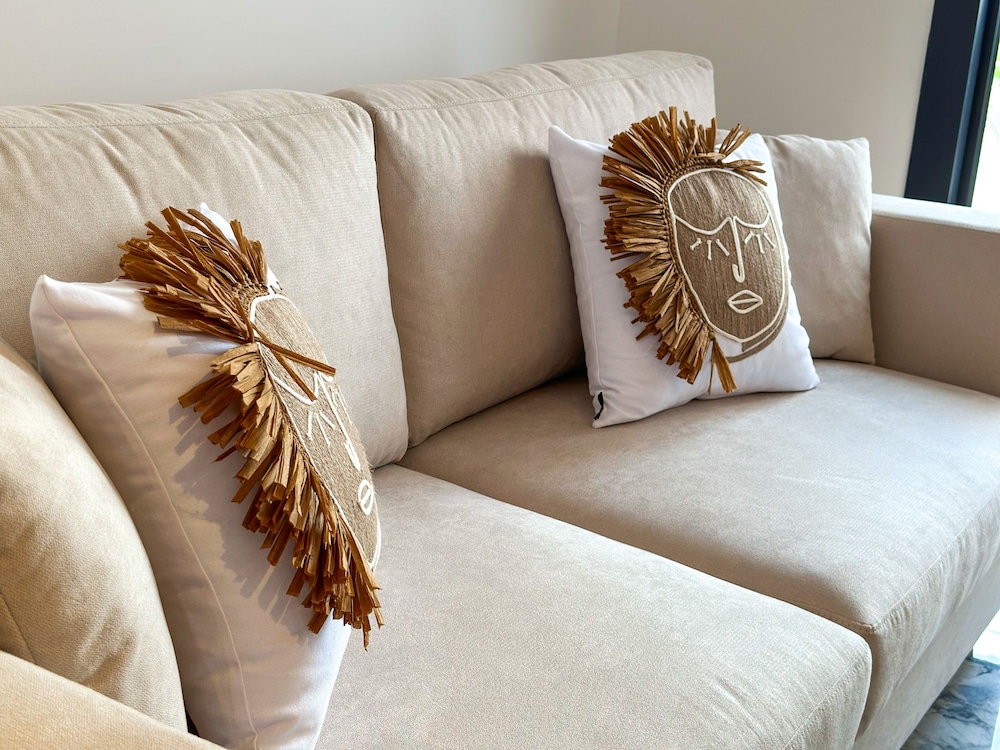 Premium Suite - Photo 6