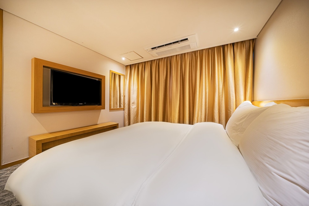 Business Suite photo 2