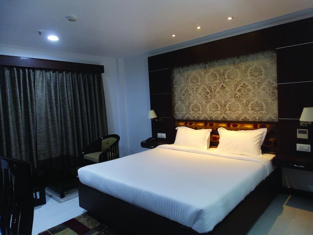 Standard Room, 1 Bedroom, City View photo 3