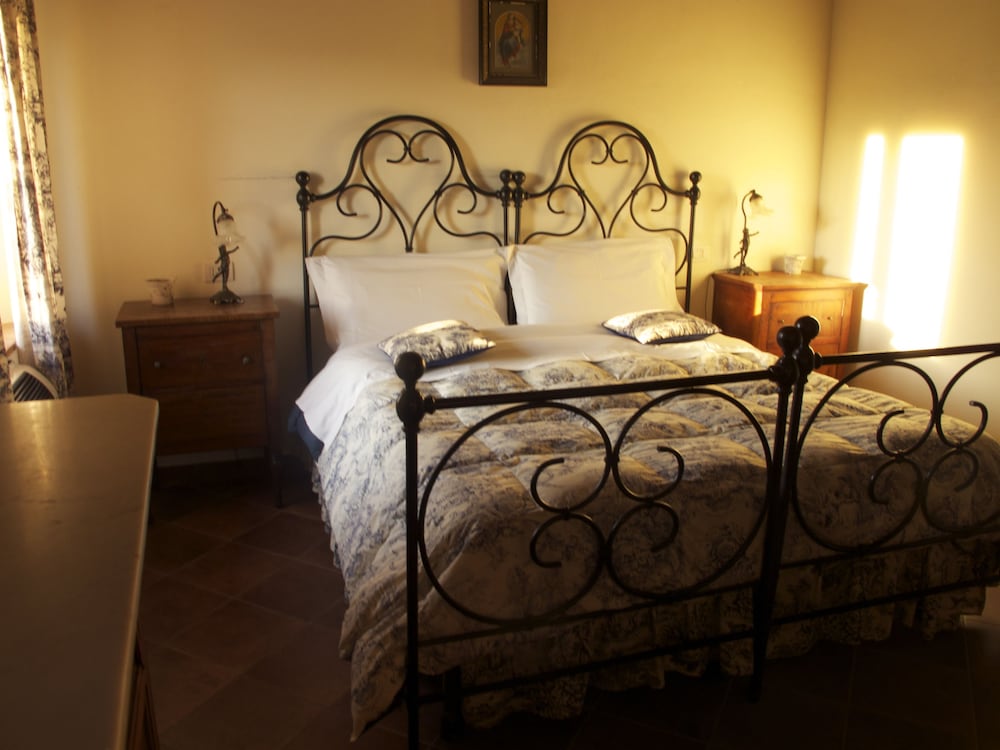 Double Or Twin Room, Pool View photo 3