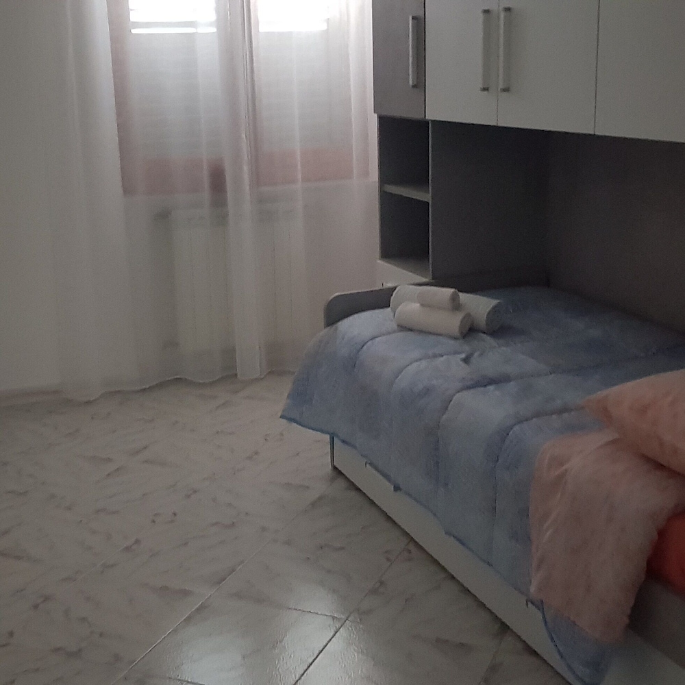 Shared Dormitory, 2 Bedrooms, Balcony photo 3