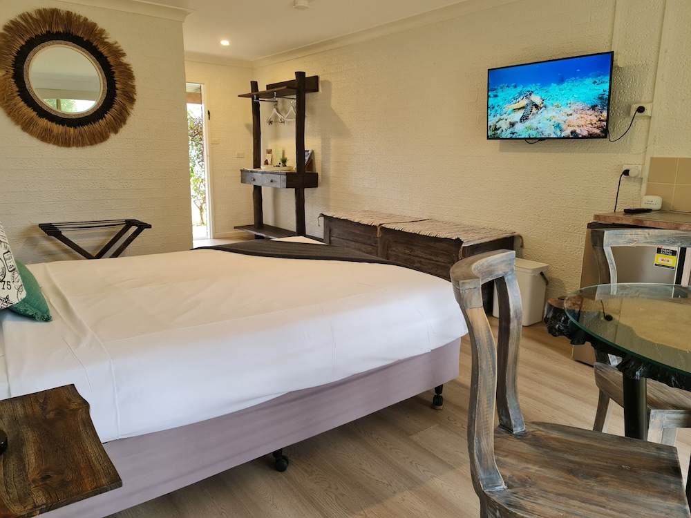 Deluxe Double Room, 1 Queen Bed photo 1