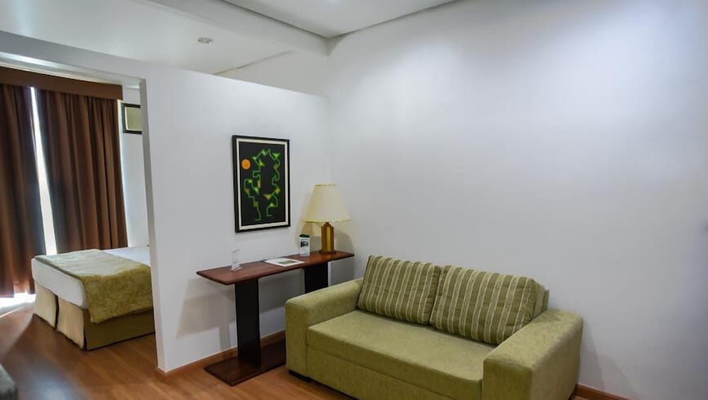 Deluxe Double Or Twin Room photo 3