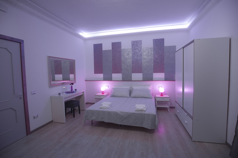 Triple Room, Private Bathroom photo 3