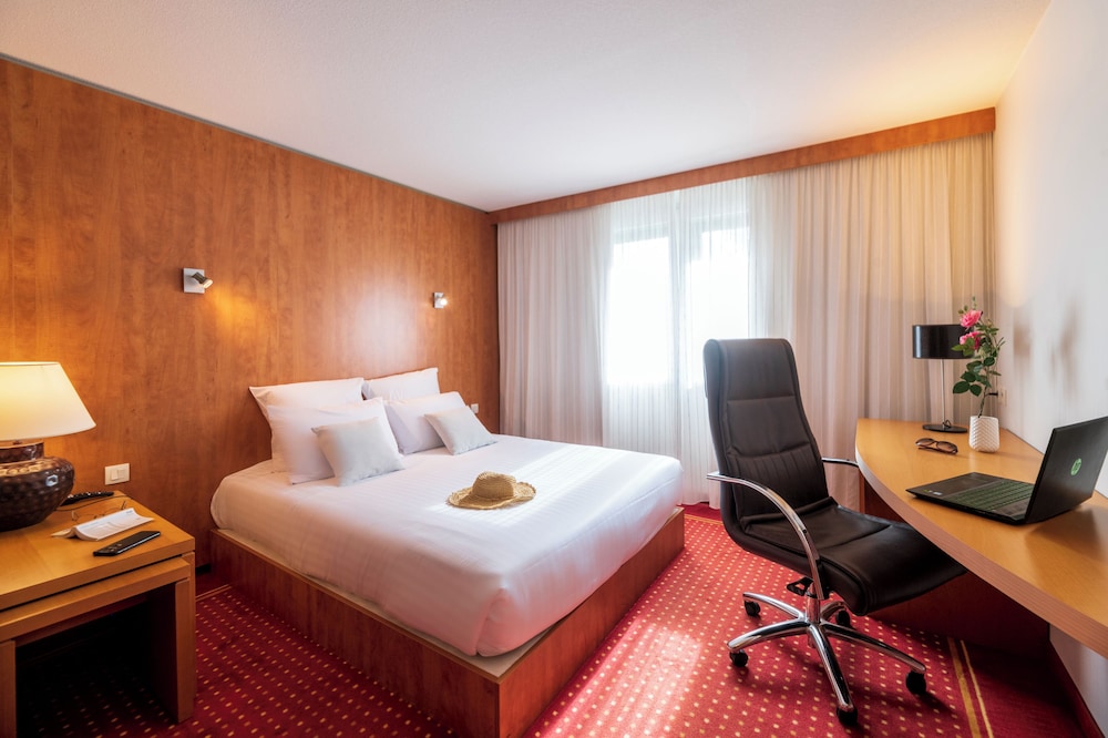 Suite Double - Photo 1