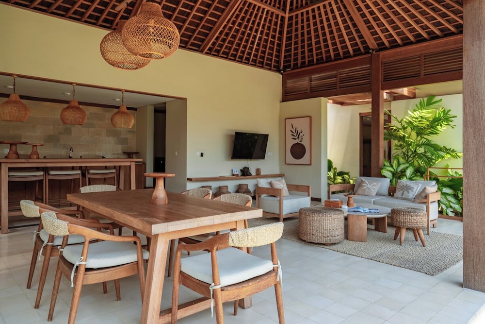 Two Bedroom Pool Villa - Photo 11