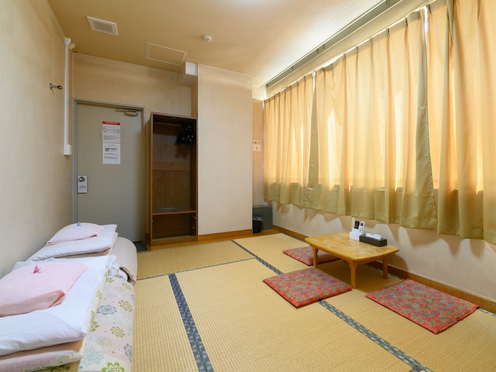Japanese Style Room for 3 Guests, Smoking photo 2