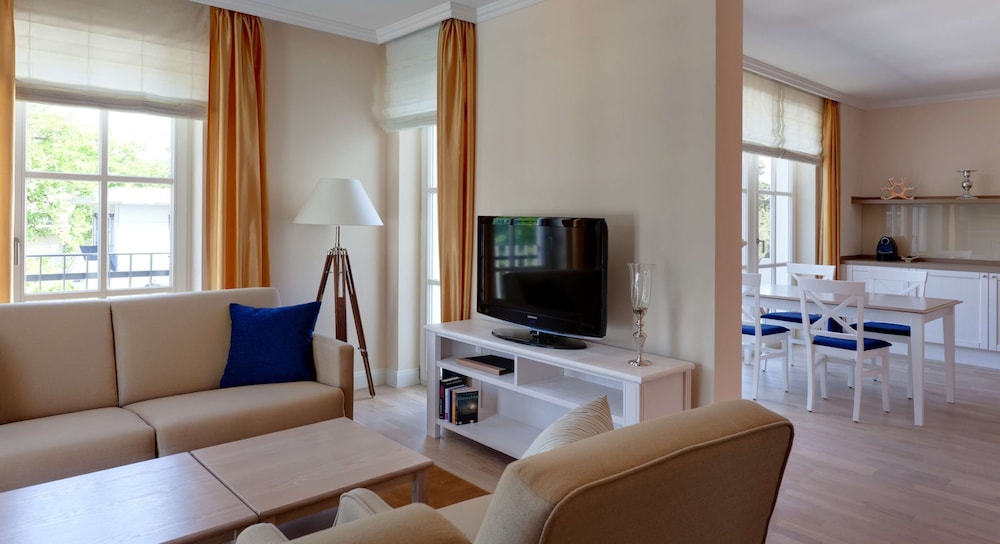 Deluxe Suite photo 1