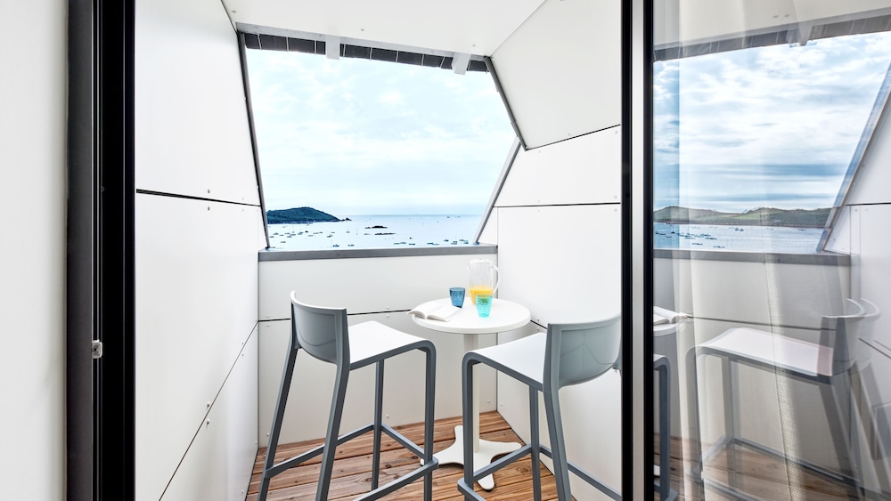 Premium Double Room, Non Smoking, Sea Facing, photo 6